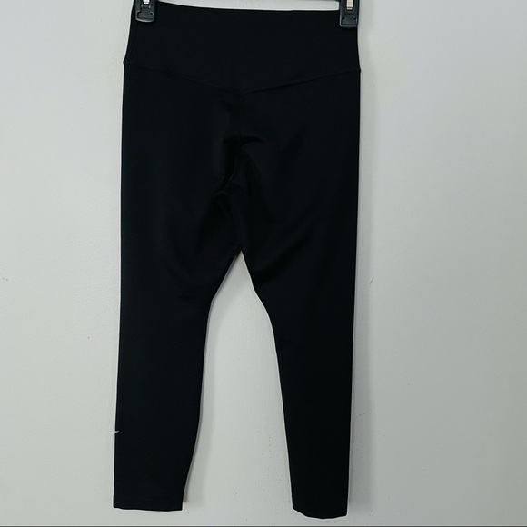 Nike dri fit compression tights size small - Picture 2 of 3